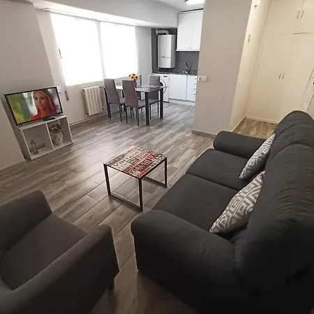 Piso Reformado Cerca Sardinero Apartment