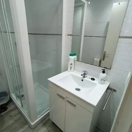 Piso Reformado Cerca Sardinero Apartamento Santander