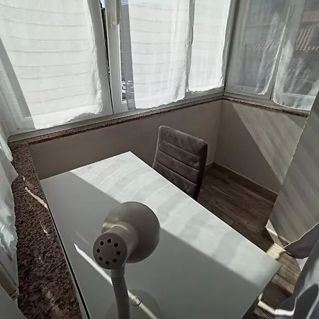 Apartamento Piso Reformado Cerca Sardinero