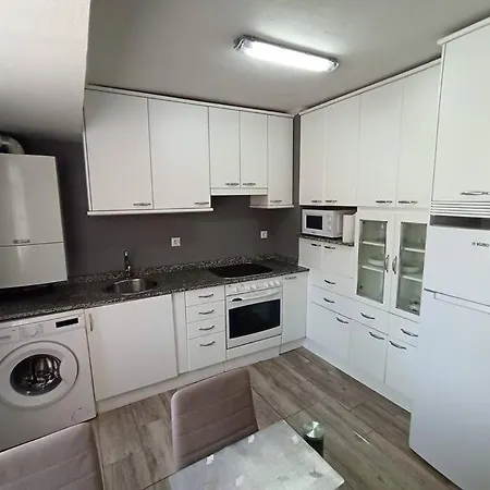 Piso Reformado Cerca Sardinero Apartamento *